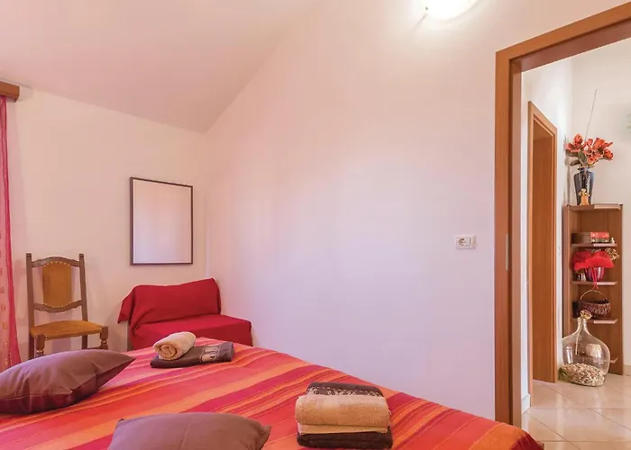 In Διαμέρισμα *